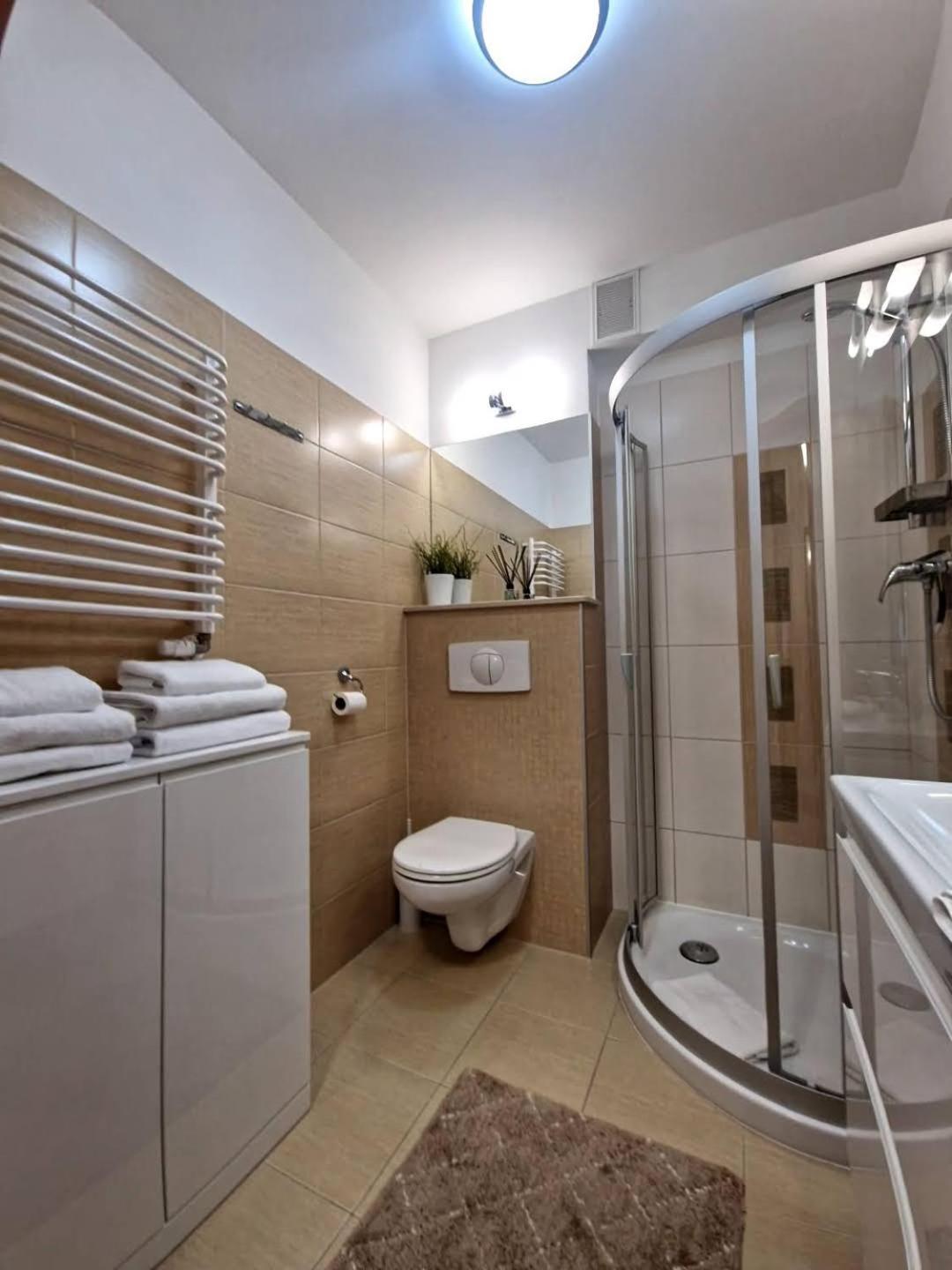 Apartament Aleksandra Świnoujście Exteriör bild